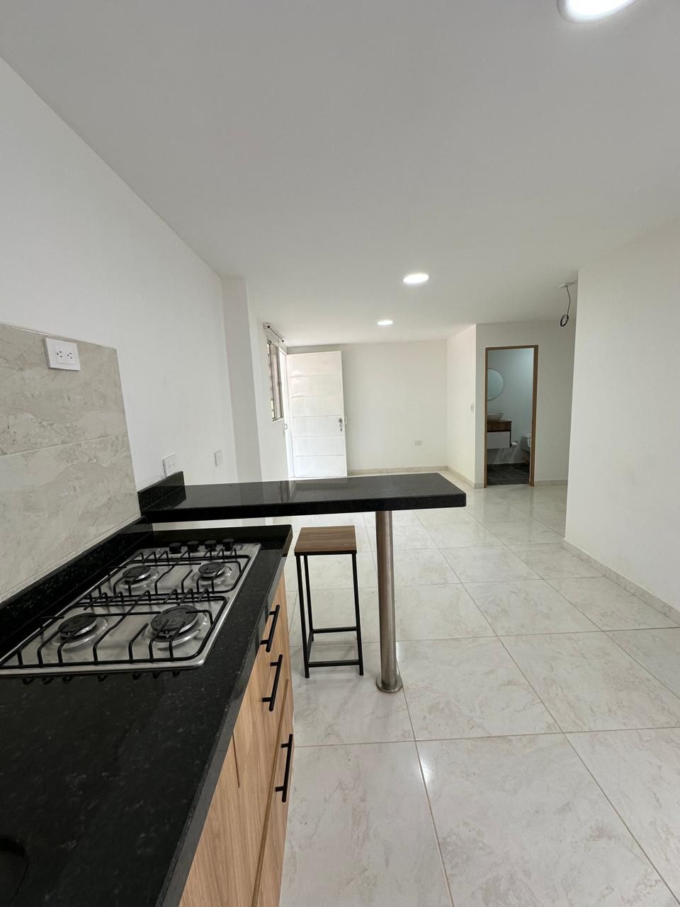 APARTAESTUDIO EN VENTA BARRIO PLAYA REAL